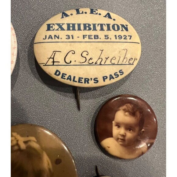 Vintage Lot Mix Lot of Metal Pinbacks, Antique Baby Picture Pin, 1920s, 40s, 50s - Picture 3 of 4